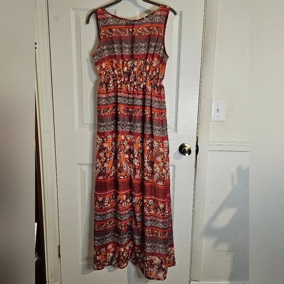 GUC | NEW DIRECTIONS | S - Picture 9 of 16